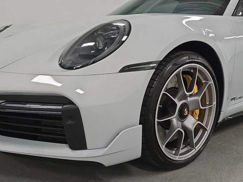Certified 2025 Porsche 911 Turbo AWD/4WD image 11