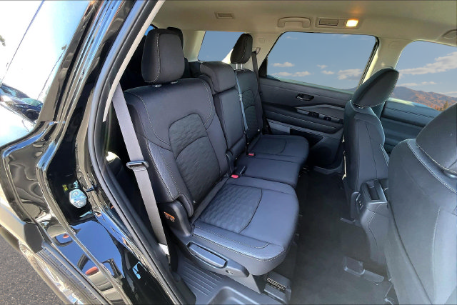 New 2026 Nissan Pathfinder SV FWD image 9