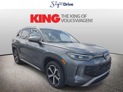New 2025 Volkswagen Tiguan SE