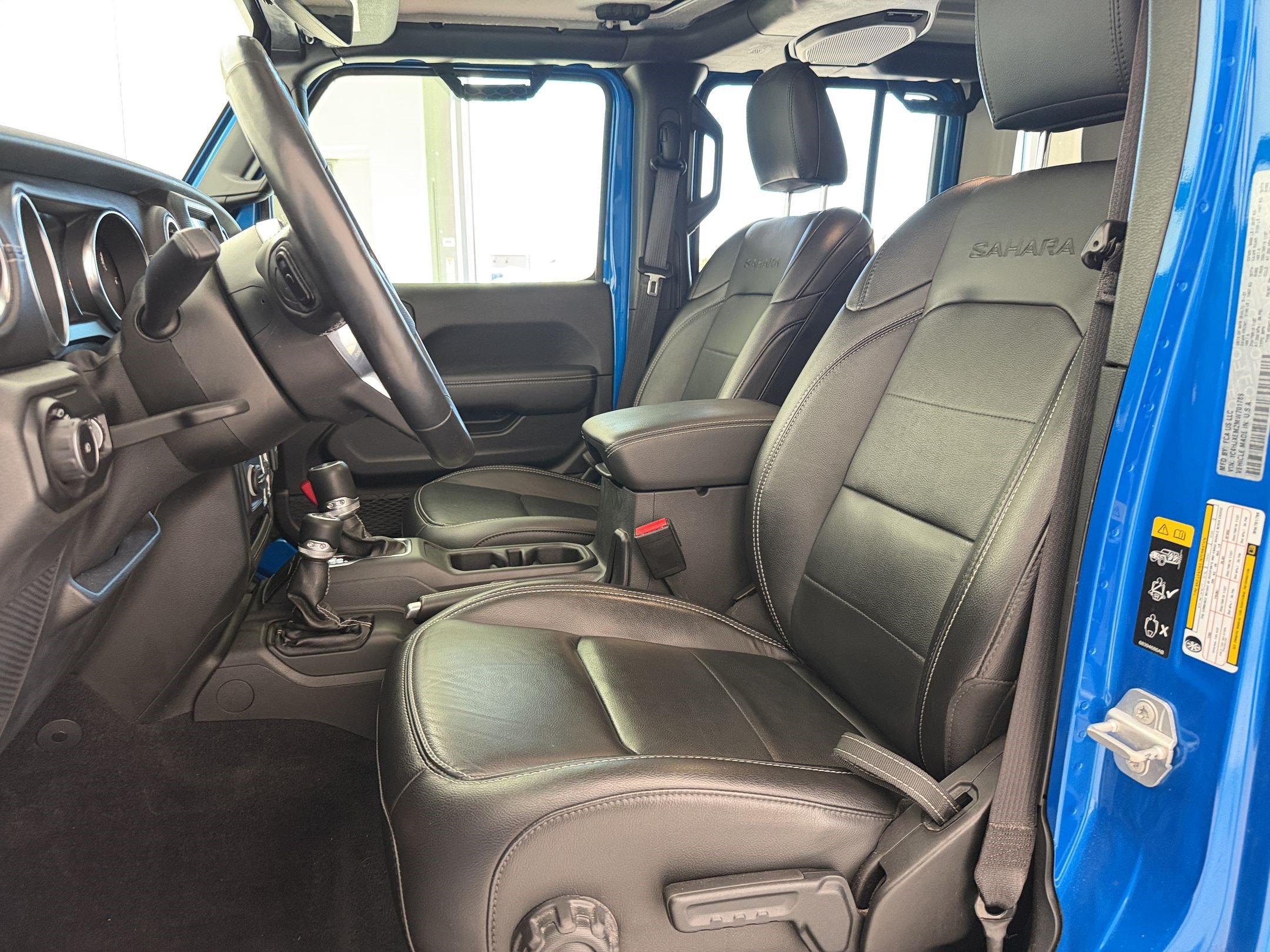 Used 2021 Jeep Wrangler Unlimited Sahara AWD/4WD image 5