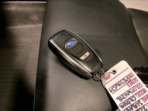 Used 2023 Subaru Crosstrek 2.5i Limited AWD/4WD image 11