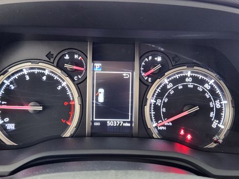 Used 2023 Toyota 4Runner TRD Off-Road Premium w/ Off Road Premium Plus Package AWD/4WD image 20