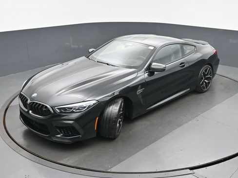 Used 2022 BMW M8 Competition w/ M Carbon Exterior Package AWD/4WD image 32