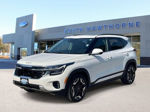 Used 2024 Kia Seltos SX w/ SX Sunroof Package AWD/4WD image 3