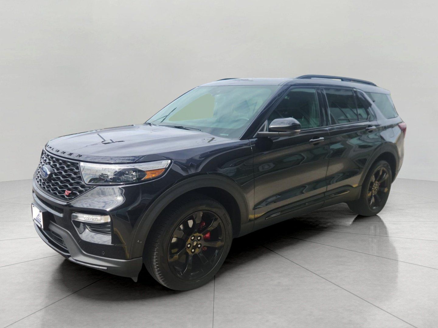 Used 2023 Ford Explorer ST w/ Equipment Group 401A AWD/4WD image 2