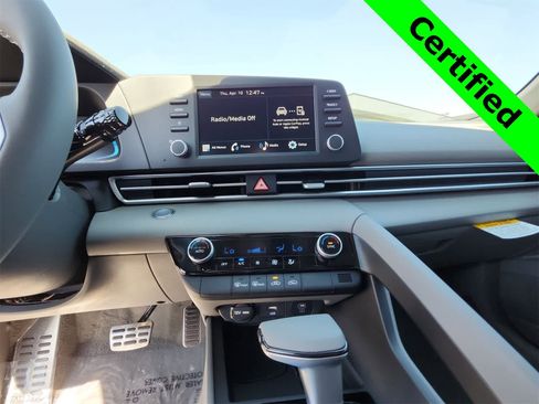 Certified 2025 Hyundai Elantra Sport image 20