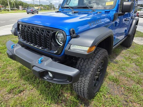 Used 2024 Jeep Wrangler Unlimited AWD/4WD image 6