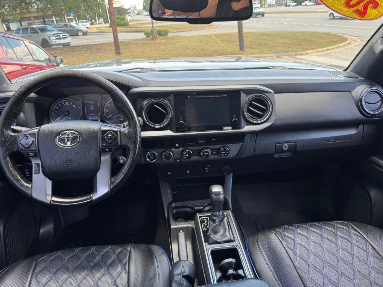 Used 2016 Toyota Tacoma TRD Off-Road w/ Towing Package AWD/4WD image 15
