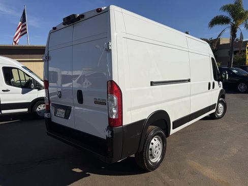 Used 2022 RAM ProMaster 2500 image 4