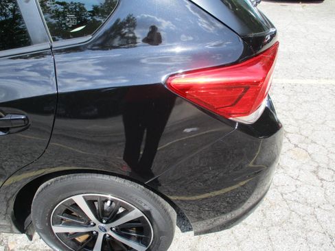 Used 2019 Subaru Impreza 2.0i Premium image 16