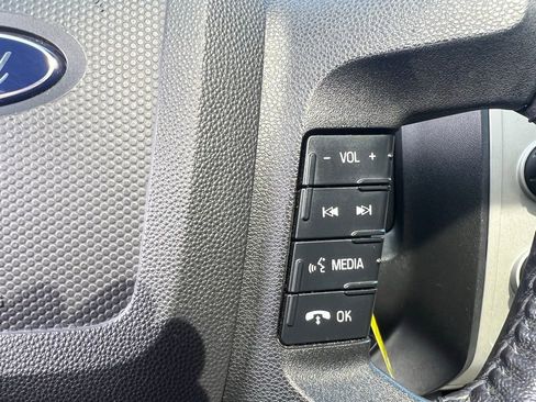 Used 2010 Ford Escape XLT image 24