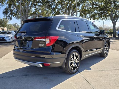 Used 2022 Honda Pilot Elite image 9