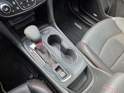 Used 2024 Chevrolet Equinox RS w/ RS Leather Package FWD image 27