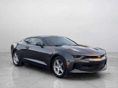 Used 2016 Chevrolet Camaro LT image 9