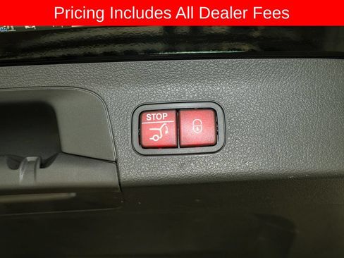 Used 2025 Mercedes-Benz GLS 450 4MATIC image 6