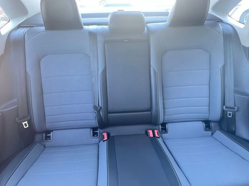 Used 2025 Volkswagen Jetta SE image 37