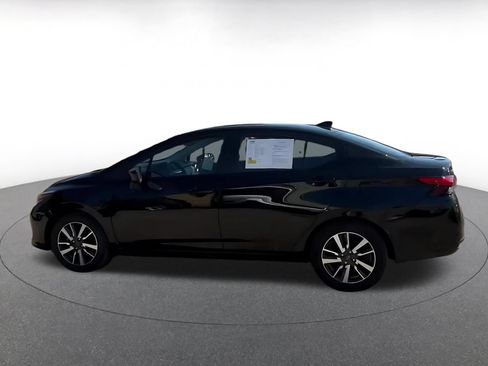 Used 2025 Nissan Versa SV FWD image 10