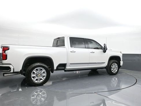 New 2025 Chevrolet Silverado 2500 High Country w/ High Country Premium Package AWD/4WD image 16