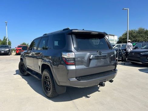 Used 2023 Toyota 4Runner SR5 Premium w/ Moonroof Package RWD image 6