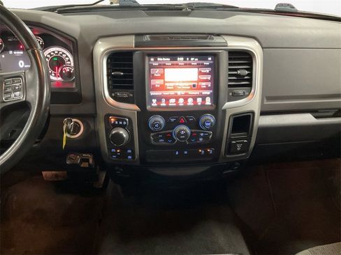 Used 2017 RAM 1500 Big Horn image 10