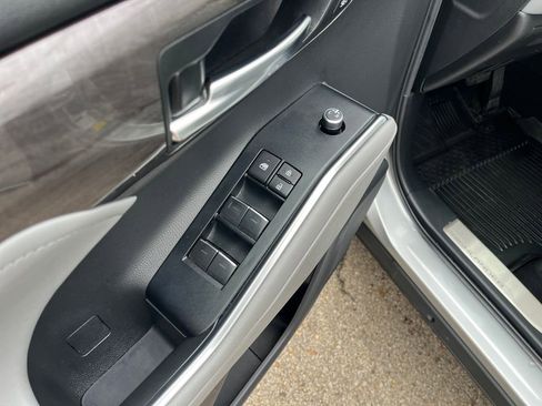 Certified 2022 Toyota Highlander Platinum image 13