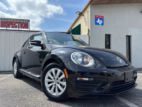 Used 2019 Volkswagen Beetle 2.0T S image 8
