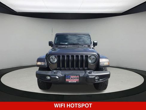 Used 2022 Jeep Wrangler Unlimited Sahara AWD/4WD image 9