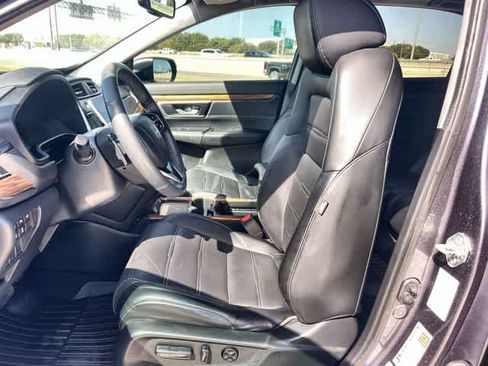 Used 2020 Honda CR-V Touring image 11