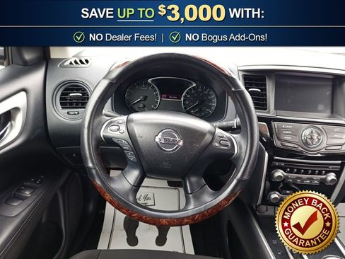 Used 2020 Nissan Pathfinder S AWD/4WD image 18