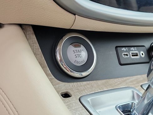 Certified 2019 Nissan Murano SV image 28