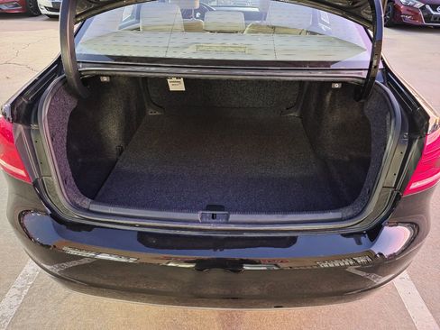 Used 2012 Volkswagen Passat 2.5 SE image 27