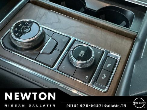 Used 2019 Ford Expedition Platinum AWD/4WD image 6