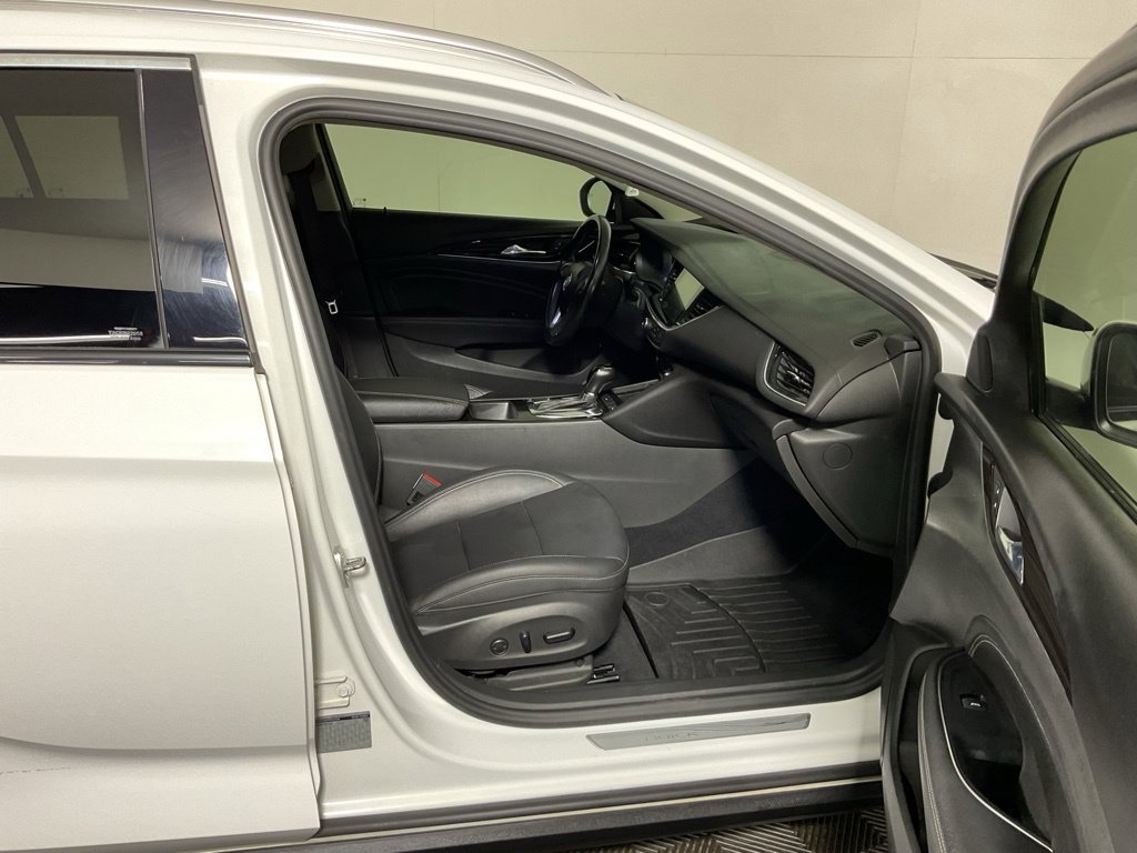 Used 2019 Buick Regal Essence w/ Driver Confidence Package I AWD/4WD image 36