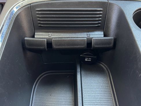 Used 2016 RAM 1500 Laramie w/ Protection Group AWD/4WD image 38