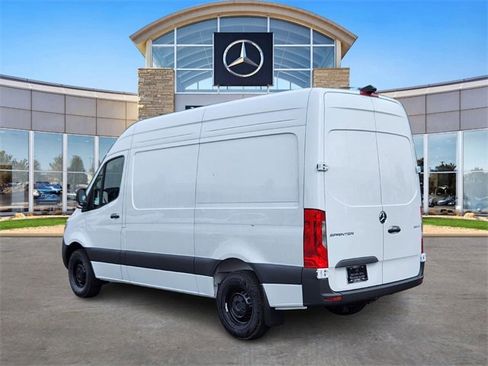 New 2025 Mercedes-Benz Sprinter 2500 image 3