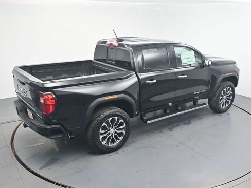 New 2026 GMC Canyon Denali image 5