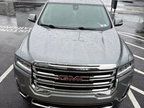 Used 2023 GMC Acadia SLT AWD/4WD image 14