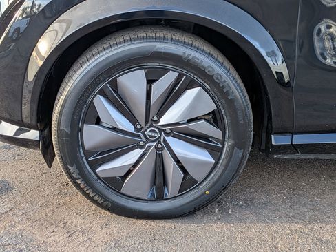 Certified 2024 Nissan Ariya FWD image 11