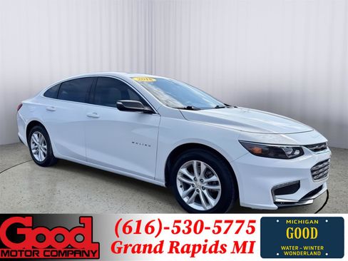 Used 2018 Chevrolet Malibu LT FWD image 1