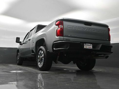 Used 2025 Chevrolet Silverado 2500 Custom AWD/4WD image 23