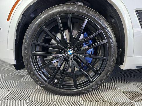 Used 2022 BMW X5 xDrive40i w/ M Sport Package AWD/4WD image 8