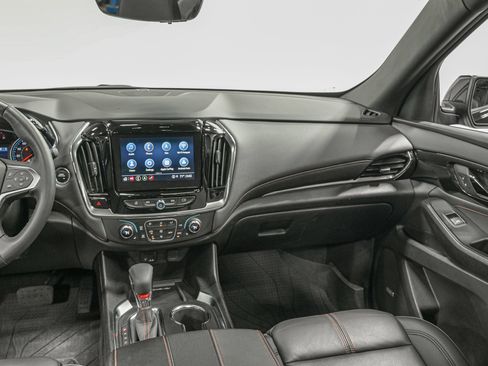 Used 2023 Chevrolet Traverse RS AWD/4WD image 31
