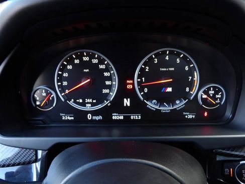 Used 2016 BMW X5 M image 28