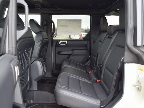 New 2025 Ford Bronco Badlands image 20