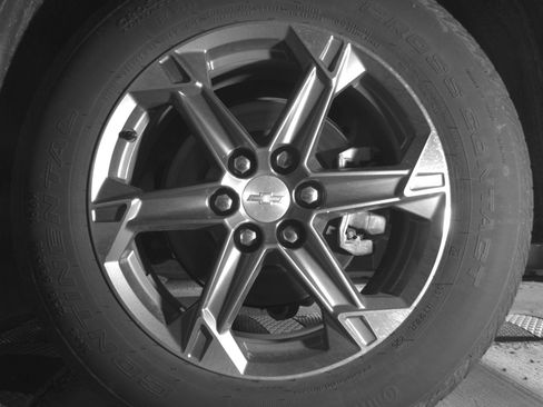 Used 2025 Chevrolet Blazer LT FWD image 14
