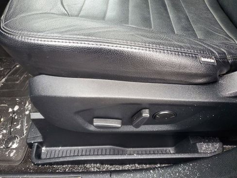 Used 2020 Ford Edge SEL w/ Convenience Package image 8