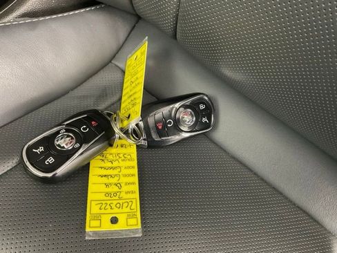 Used 2020 Buick Enclave Essence w/ Sound and Sites Package FWD image 50
