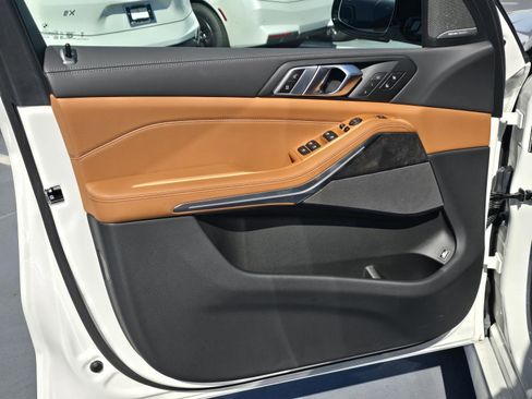 New 2026 BMW X5 xDrive50e w/ Executive Package image 14