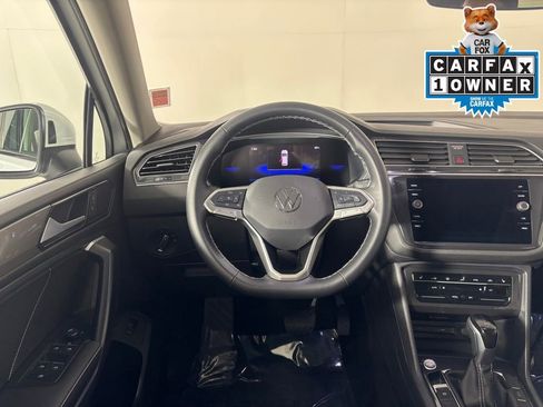 Used 2024 Volkswagen Tiguan SE image 14