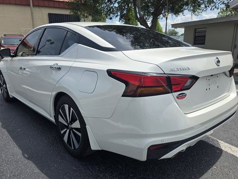Used 2019 Nissan Altima 2.5 SV FWD image 4
